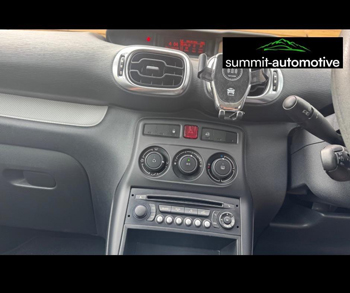 Car Image 16