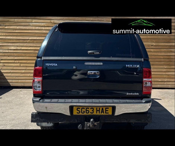 Car Image 11