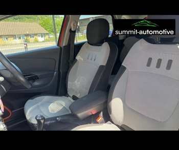 Car Image 19