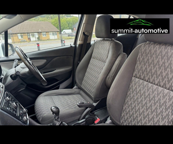 Car Image 18