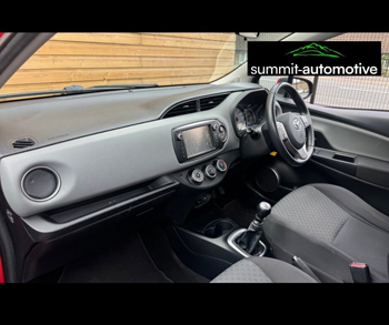 Car Image 18