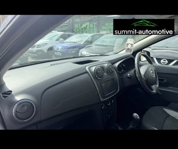 Car Image 18