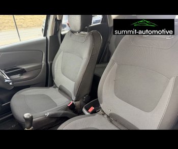 Car Image 19