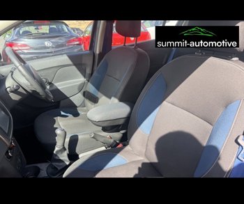Car Image 19