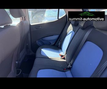 Car Image 19