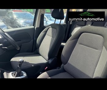 Car Image 19