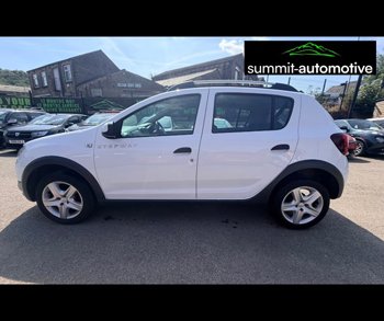 Car Image 5