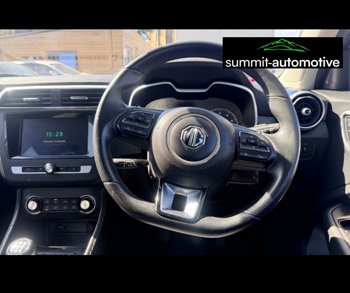 Car Image 9